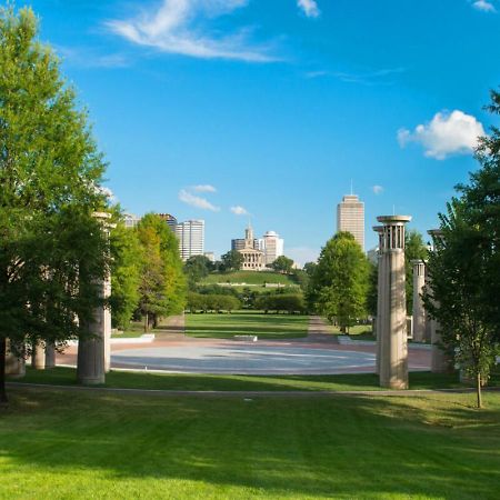 Stunning River View Condo Walk To Downtown Rooftop Patio Nashville Bagian luar foto